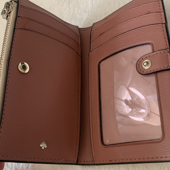 Kate Spade Wallet - Picture 9 of 15